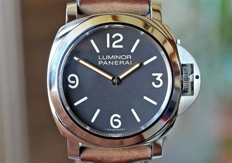 Panerai PAM 390 Luminor Special Edition Tobacco Dial Gold 